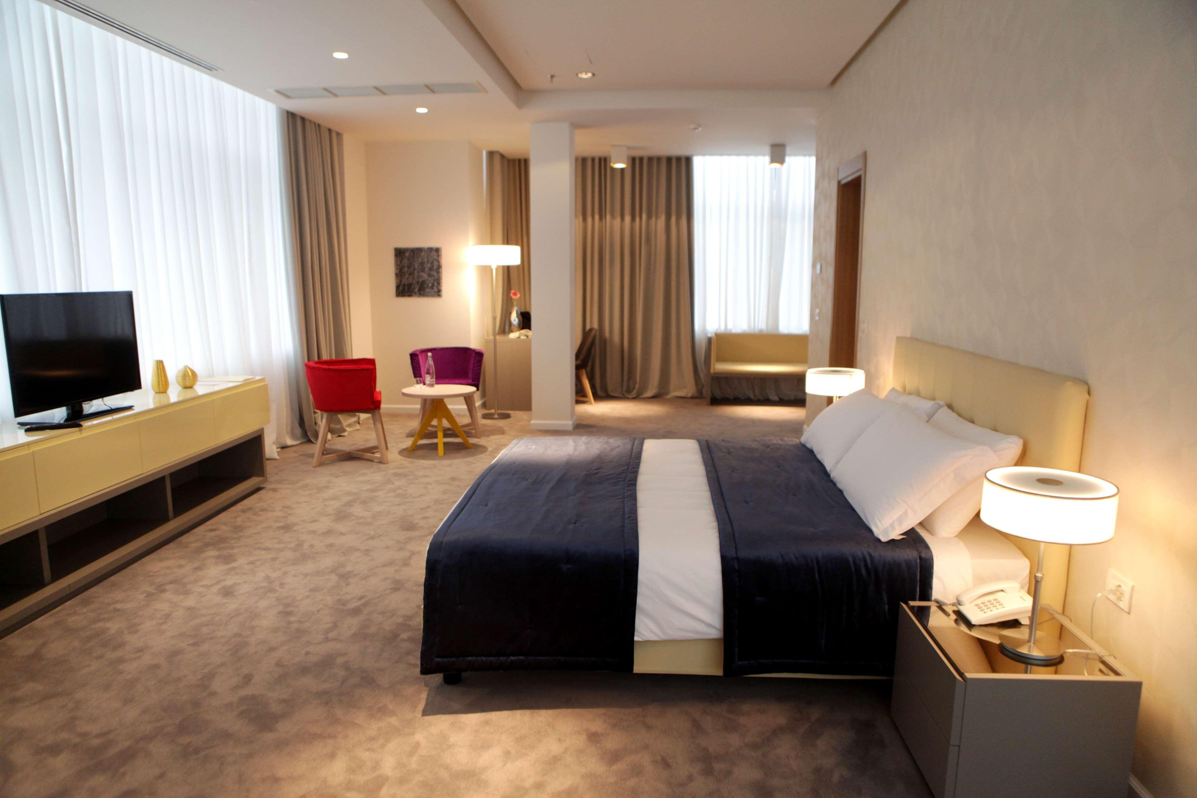Hotel Western Premier Ark Tirana
